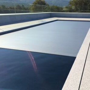 Coperture-piscine-a-tapparelle