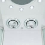 Filtro aria a soffitto in ambiente wellness, con luci LED, adatto a spa o bagno turco.