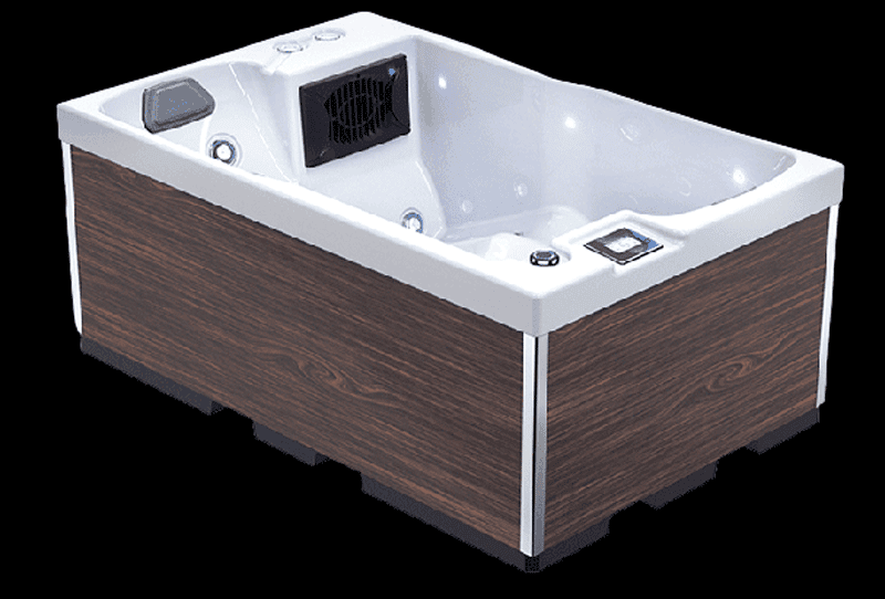 Piscina idromassaggio da esterno con pannello di controllo e funzione di jets massaggi.