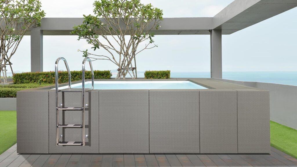 DIVA LTI 35 La piscina Diva LTI è la soluzione ideale per chi desidera un design moderno, materiali di alta qualità e prestazioni ottimali. Grazie alla sua struttura innovativa, questa piscina offre massima resistenza e comfort, adattandosi perfettamente a qualsiasi ambiente esterno.