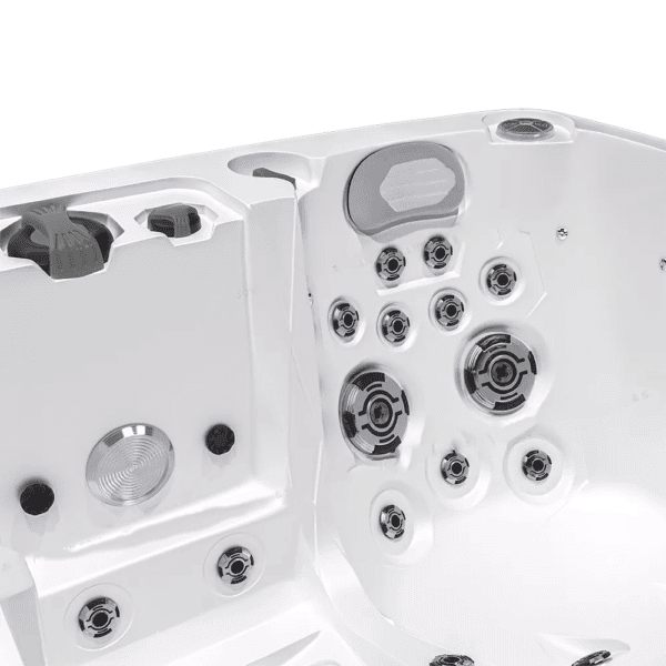 Hot tub/minipool con idromassaggio e luci LED, ideale per il relax e il wellness.