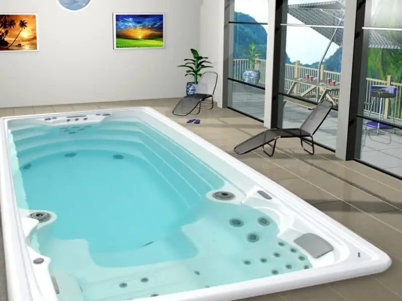 Minipiscina con Nuoto Controcorrente da Interno – Vista Panoramicarrente-interna-panoramica Minipiscina da interno con sistema di nuoto controcorrente, vista panoramica e lettini relax.