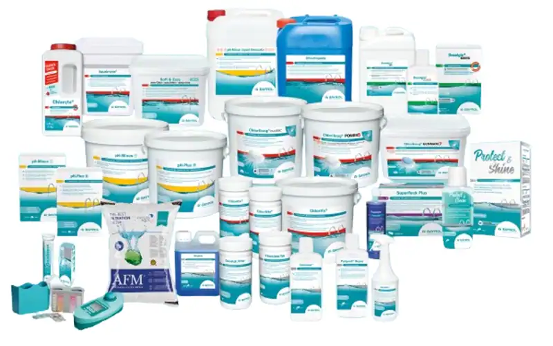 Bayrol Prodotti chimici per piscine, vari formati e tipi, ideali per il trattamento dell'acqua e la manutenzione.