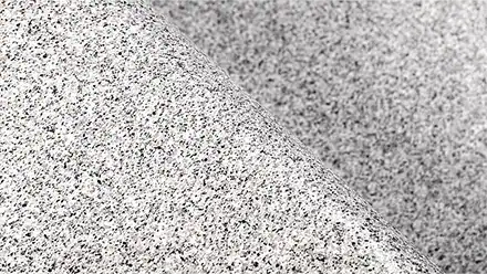 Origin Superficie di mosaico in pietra per piscine di alta qualità, ideale per ambienti wellness e relax all'aperto.